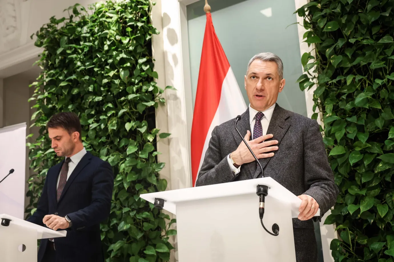 Lázár János szerint valamiben már utolérték Ausztriát