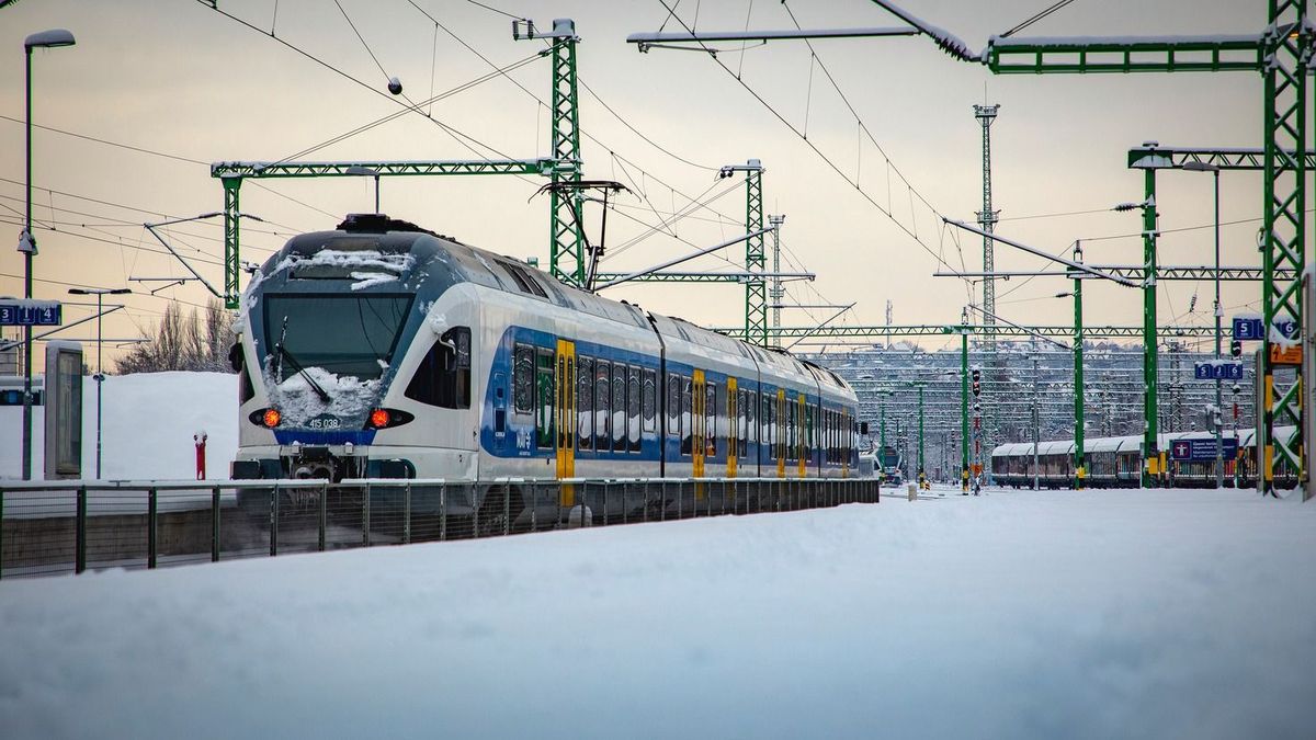 A mozdonybérlés előbb-utóbb lejár, vásárolnia kell majd a MÁV-nak